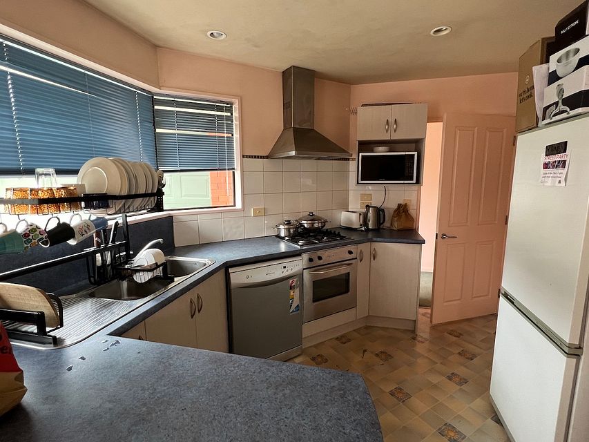 House for rent Christchurch 43A Wainui Street, Riccarton myRent.co.nz