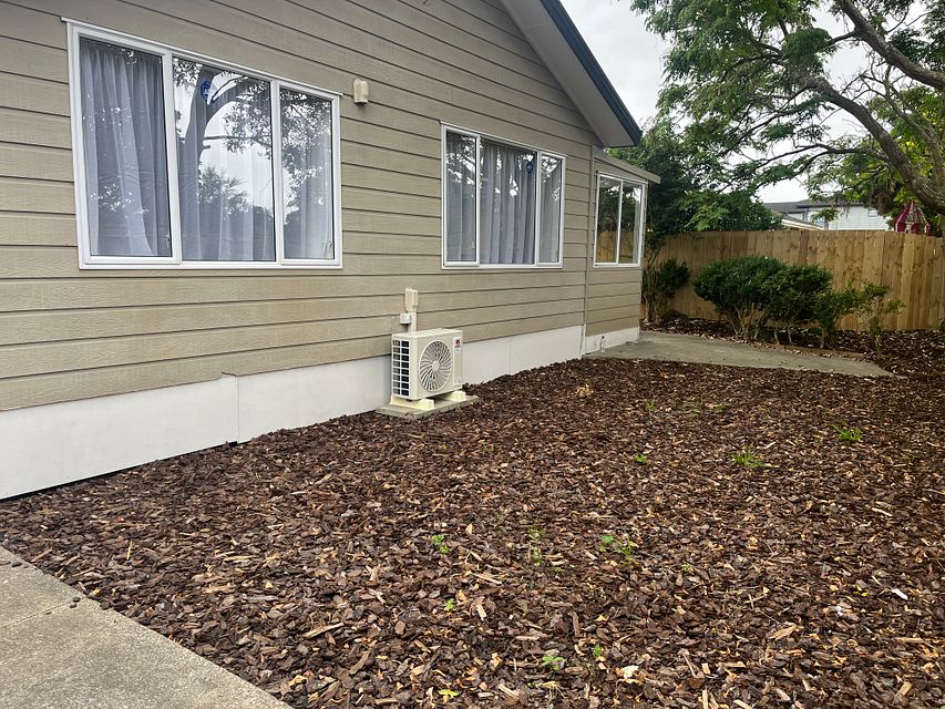 House for rent Auckland 50A Somerset Road, Mount Roskill myRent.co.nz