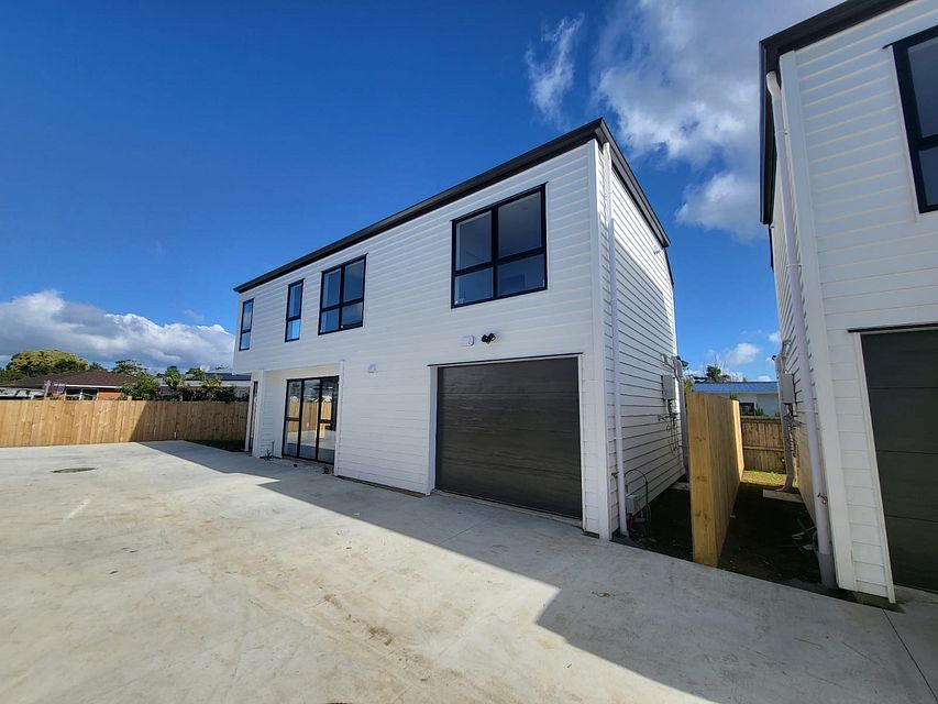 Townhouse for rent Auckland 60D Heybridge Street, Manurewa myRent.co.nz