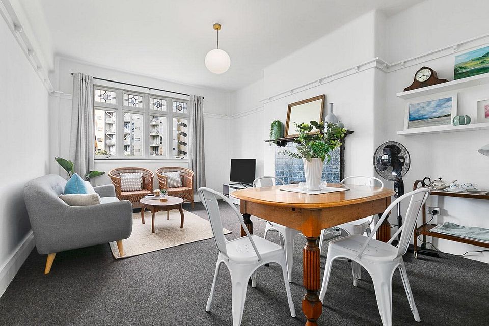 Apartment for rent Auckland 9/20 Poynton Terrace, Auckland Central