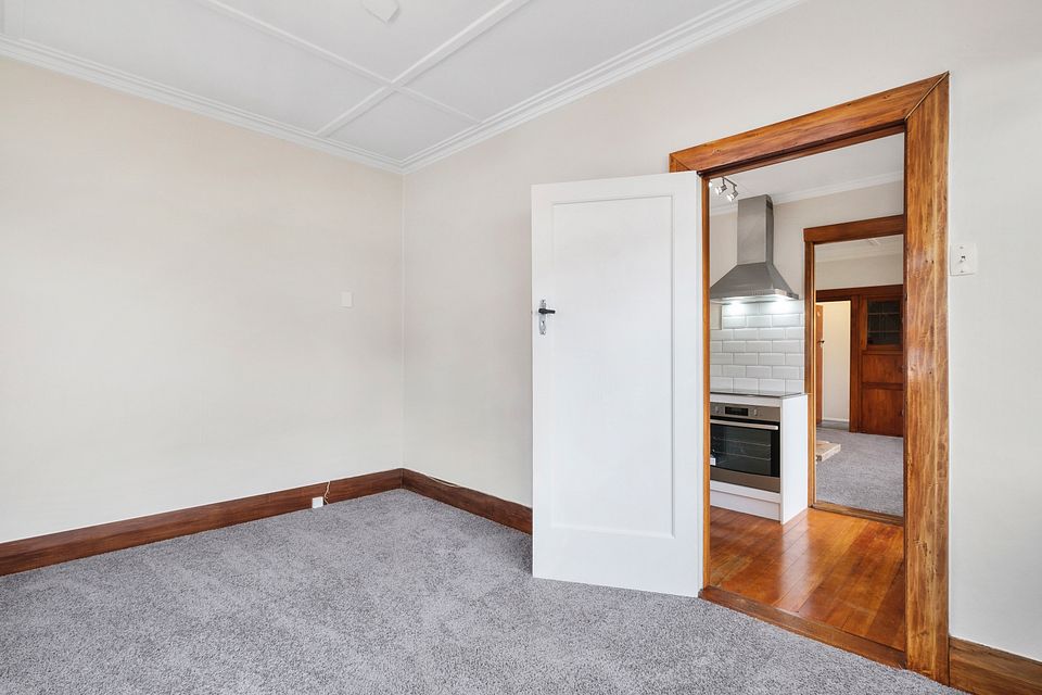 Apartment for rent Dunedin 3/53 Manor Place, Dunedin Central myRent