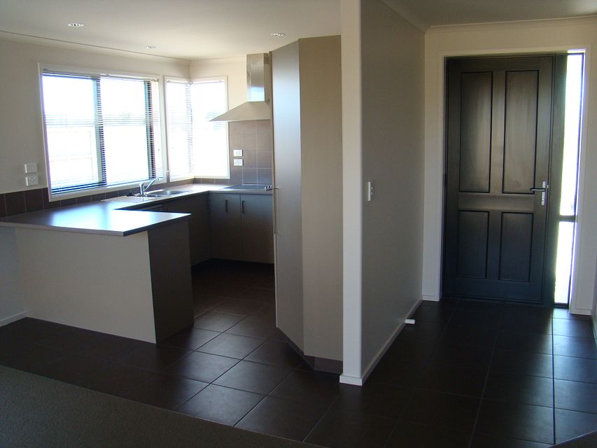 House for rent Hamilton 85 Farringdon Avenue, Rototuna North myRent