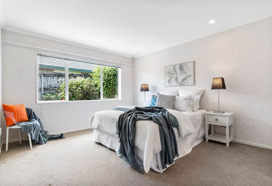 House for rent Auckland 93 Westerham Drive, Dannemora myRent.co.nz