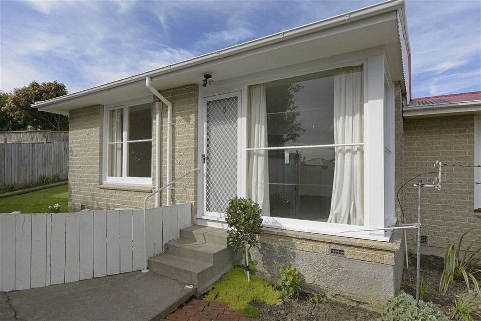 Unit for rent Christchurch 5/459 Worcester Street, Linwood myRent.co.nz