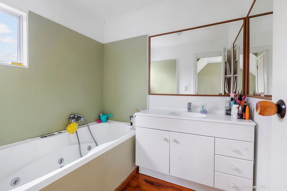 House for rent Wellington 113A Percy Dyett Drive, Karori myRent.co.nz