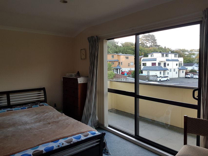 Townhouse for rent Wellington 164A Newlands Road, Newlands myRent.co.nz