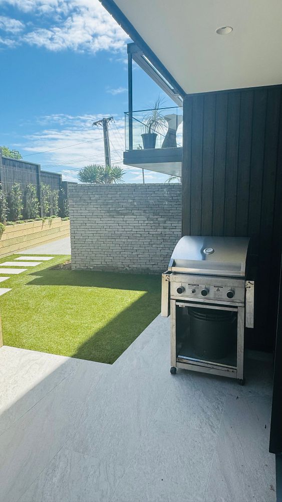 1/324 Beach Road Campbells Bay North Shore City Houses for Rent