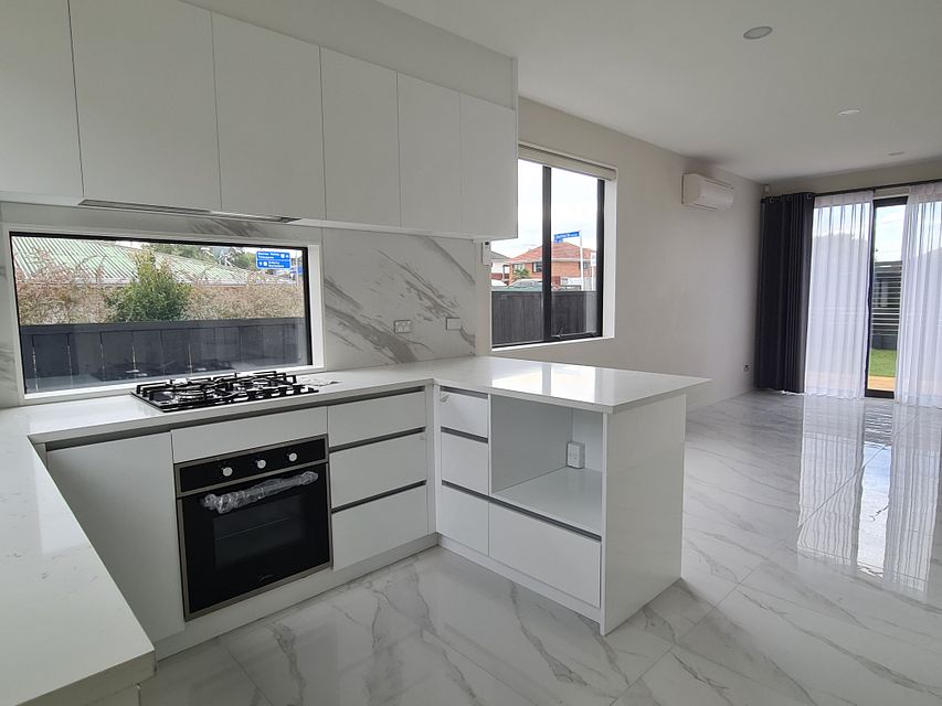 Townhouse for rent Auckland 3/532 Glenfield Road, Glenfield myRent