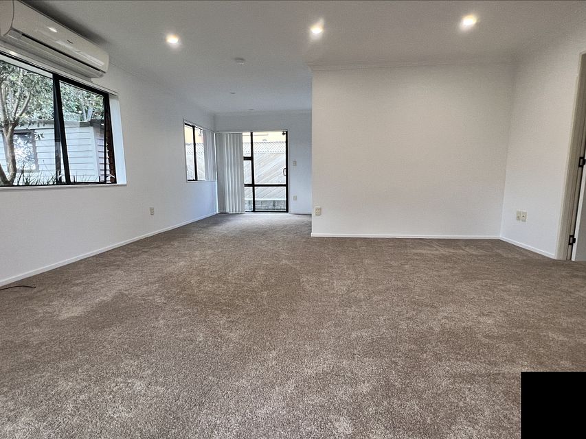 Townhouse for rent Auckland 13B Wairakei Street, Greenlane myRent.co.nz