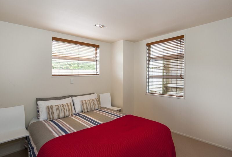 Townhouse for rent Wellington 3B Rangoon Street, Khandallah myRent.co.nz