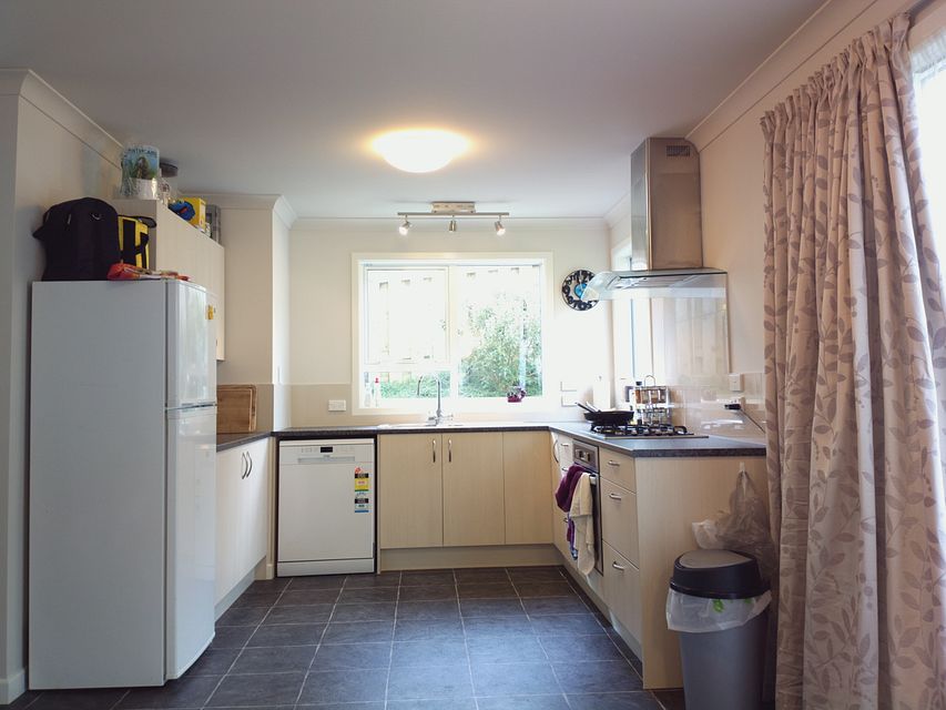 House for rent Wellington 52C Sheridan Terrace, Johnsonville myRent