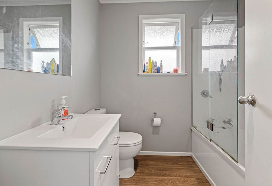 House for rent Papakura 16 Tairere Crescent, Rosehill myRent.co.nz