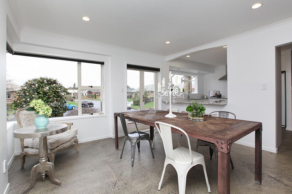 House for rent Hamilton 43 Hastings Place, Hamilton Lake myRent.co.nz