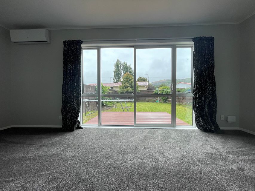 Townhouse for rent Lower Hutt 2/18 Eldon Grove, Taita myRent.co.nz