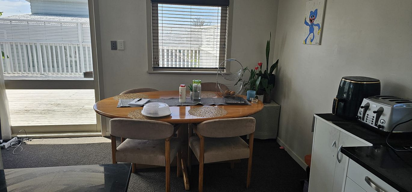 House for rent Auckland 557 Glenfield Road, Glenfield myRent.co.nz