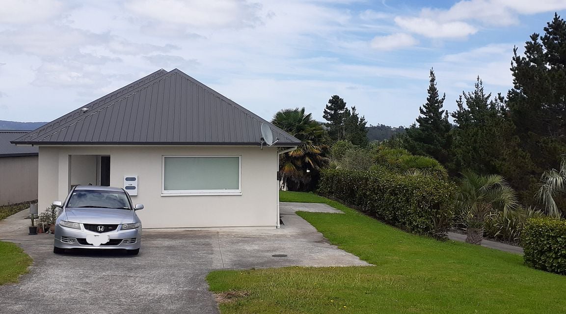 House for rent Auckland Massey myRent.co.nz