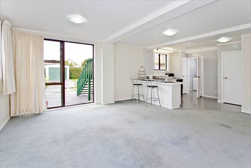Flat for rent Auckland 2/652 Sandringham Road, Sandringham myRent.co.nz