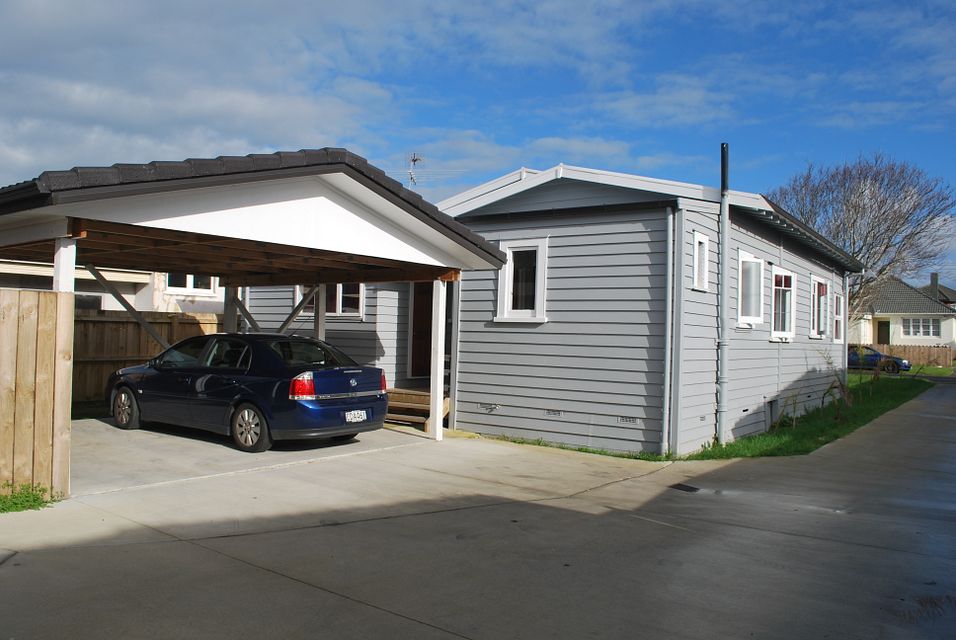 House for rent Auckland 40A Winstone Road, Mount Roskill myRent.co.nz