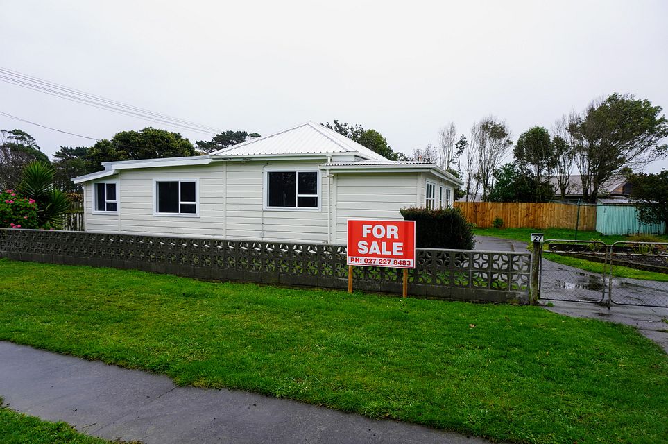 House for rent Manaia 27 Hassard Street, Manaia myRent.co.nz