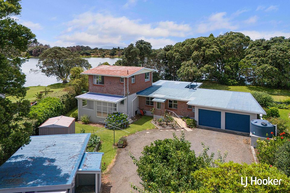 House for rent Waihi Beach 10 Roretana Drive, Athenree myRent.co.nz