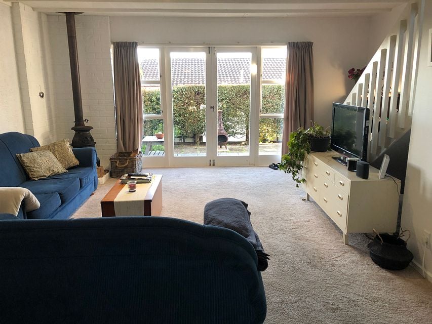 Townhouse for rent Auckland 2/36 Koromiko Street, New Lynn myRent.co.nz