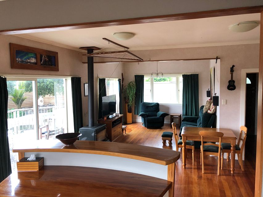 House for rent Auckland 71 Shaw Road, Oratia myRent.co.nz