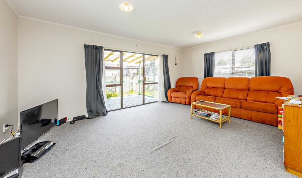 House for rent Papakura 2/13 Short Street, Papakura myRent.co.nz