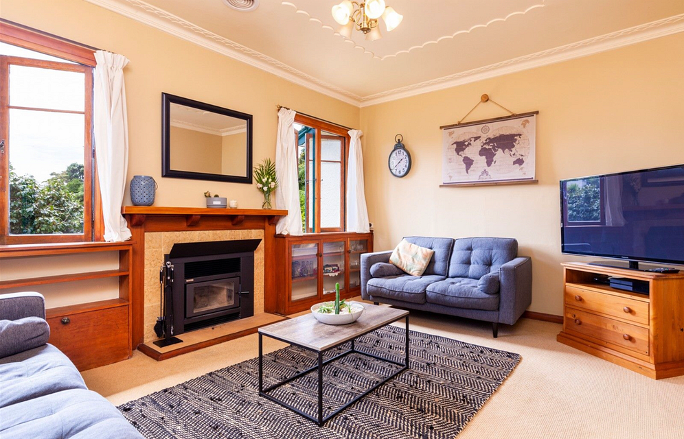 House for rent New Plymouth 17 Mill Road, Lower Vogeltown myRent.co.nz