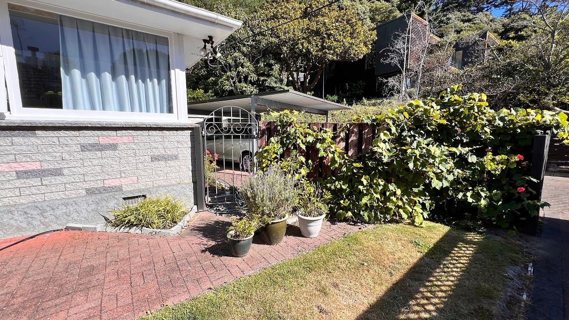 Flat for rent Lower Hutt 2/26 Tawa Street, Eastbourne myRent.co.nz