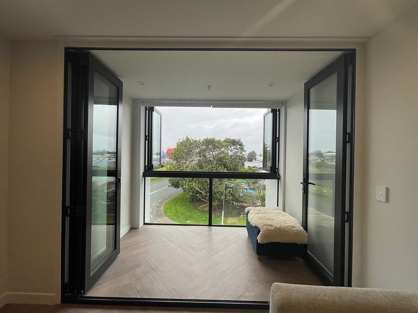 Apartment for rent Auckland 302/82 Jellicoe Road, Panmure myRent.co.nz