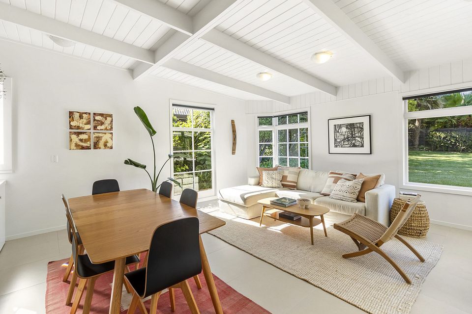 House for rent Waiheke Island 26 Manuka Road, Oneroa myRent.co.nz