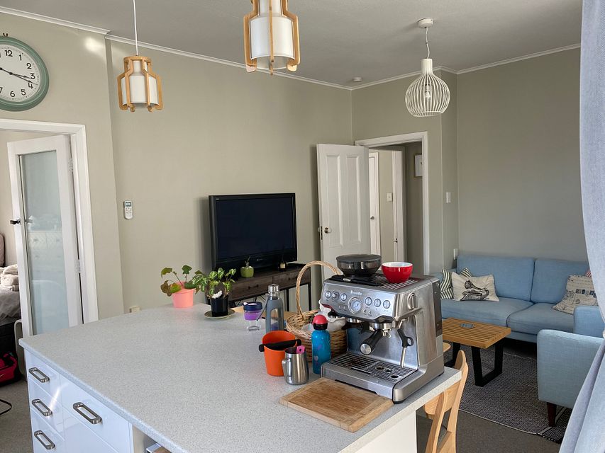 Flat for rent Wellington 6A Te Whiti Street, Kilbirnie myRent.co.nz