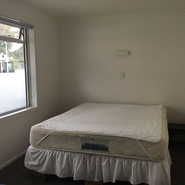 House for rent Orewa 52 Waiwera Road, Waiwera myRent.co.nz