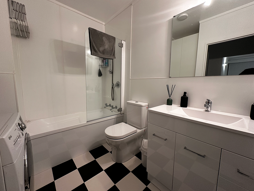 Apartment for rent Wellington 12/70 Hobson Street, Thorndon myRent
