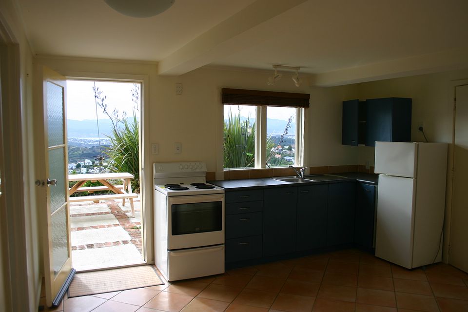 Flat for rent Wellington 42A Mitchell Street, Brooklyn myRent.co.nz