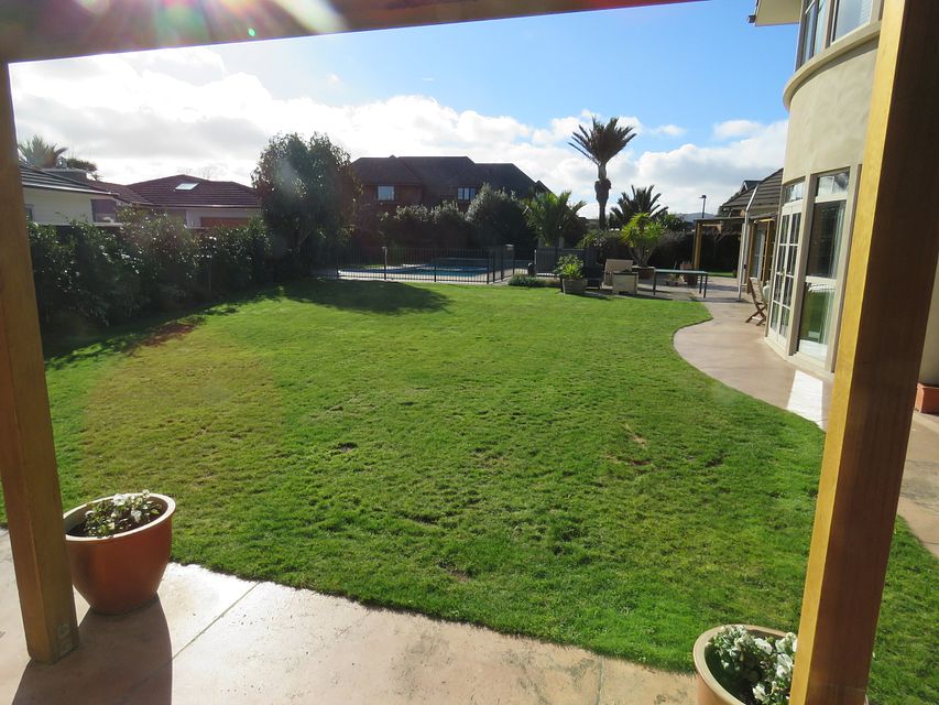 Bedsit for rent Lower Hutt 61 Laings Road, Hutt Central myRent.co.nz