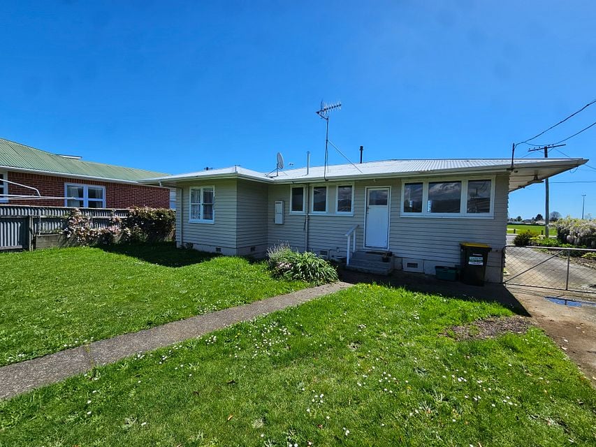 House for rent Levin 42 Bartholomew Road, Levin myRent.co.nz