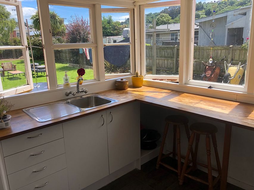 House for rent Dunedin 27 Baker Street, Caversham myRent.co.nz