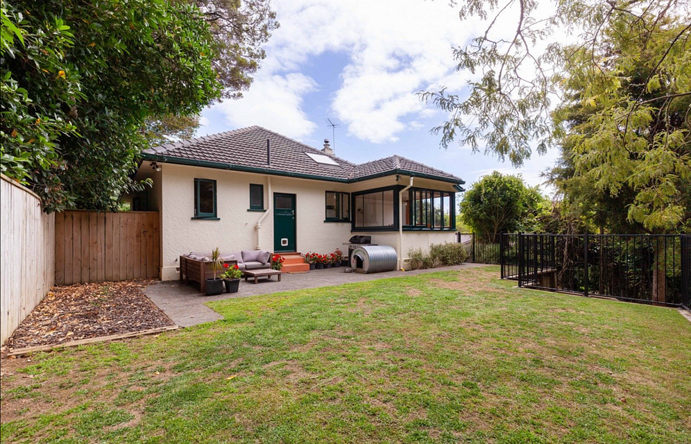 House for rent New Plymouth 17 Mill Road, Lower Vogeltown myRent.co.nz