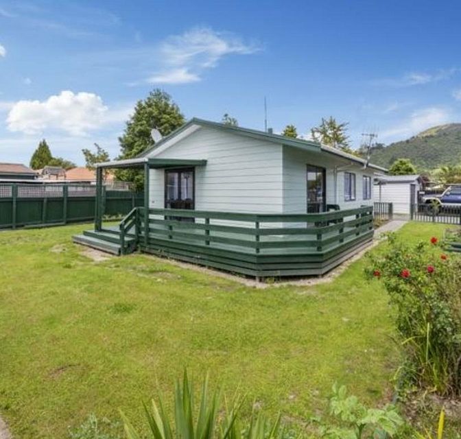 House for rent Rotorua 41D Kawaha Point Road, Fairy Springs myRent