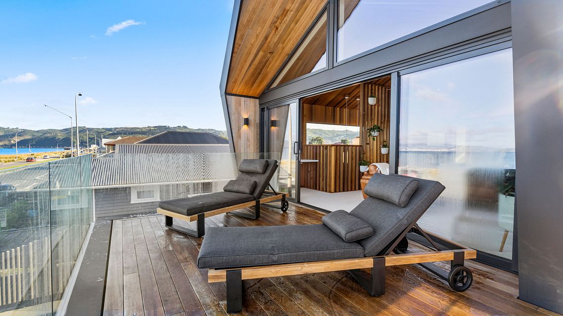 House for rent Lower Hutt 239 The Esplanade, Petone myRent.co.nz