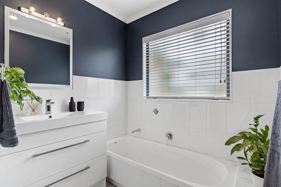 House for rent Auckland 8 Toomer Place, Beachlands myRent.co.nz