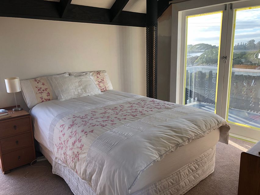 Townhouse for rent Auckland 2/36 Koromiko Street, New Lynn myRent.co.nz