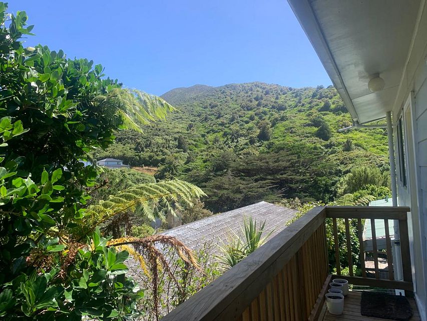 House for rent Wellington 1/20 Doris Gordon Crescent, Crofton Downs myRent.co.nz