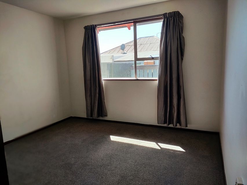 Townhouse for rent Ashburton 1/28 Chalmers Avenue, Hampstead myRent