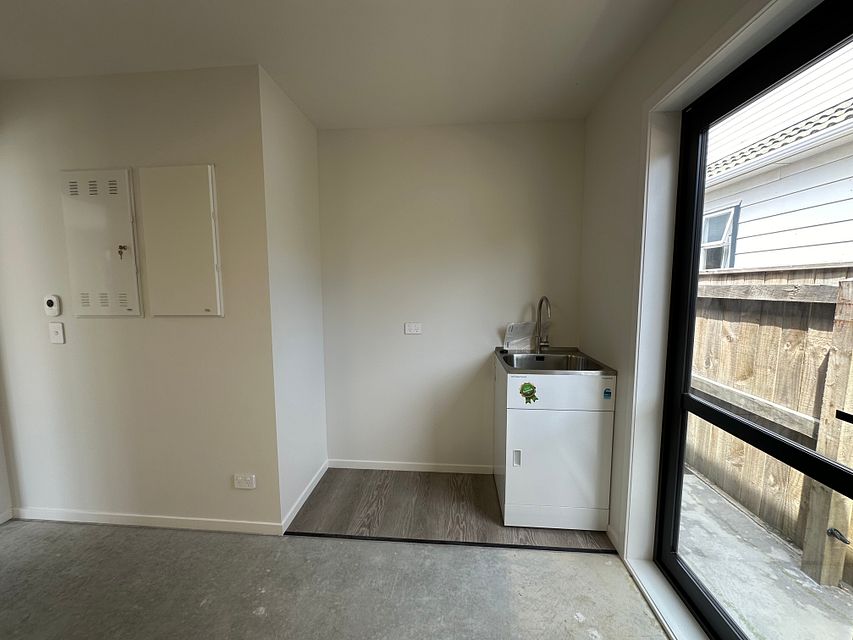 House for rent Lower Hutt 2A Churton Crescent, Taita myRent.co.nz