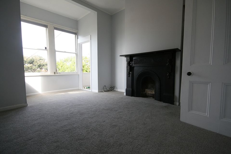 Flat for rent Wellington 6 Queens Drive, Kilbirnie myRent.co.nz