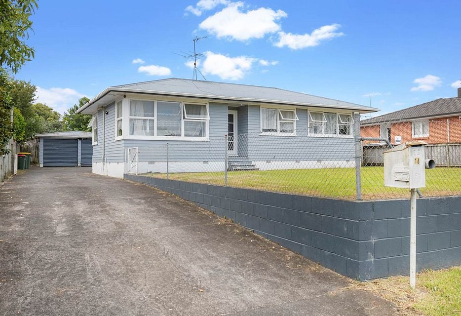 House for rent Papakura 16 Tairere Crescent, Rosehill myRent.co.nz