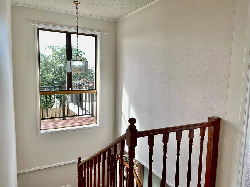 House for rent Auckland 182 Royal Road, Massey myRent.co.nz