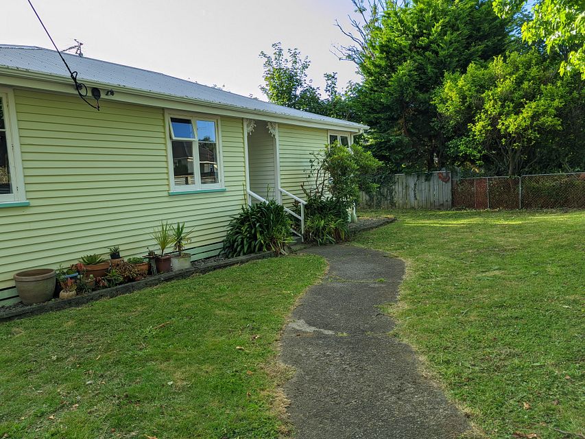 House for rent Upper Hutt 17A Sandford Street, Trentham myRent.co.nz